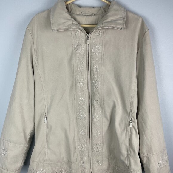 London Fog Women's Jacket Beige/Tan size Medium Embroidered - Picture 1 of 8